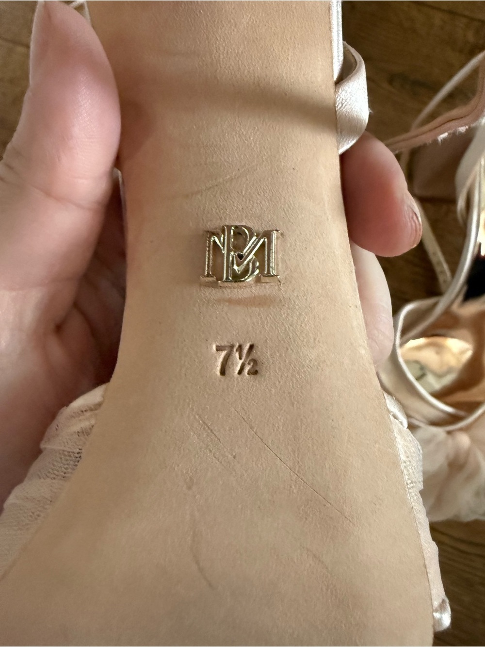 Badgley Mischka Tess Block Heels Wedding Bridal Size 7 1/2 - Picture 8 of 8